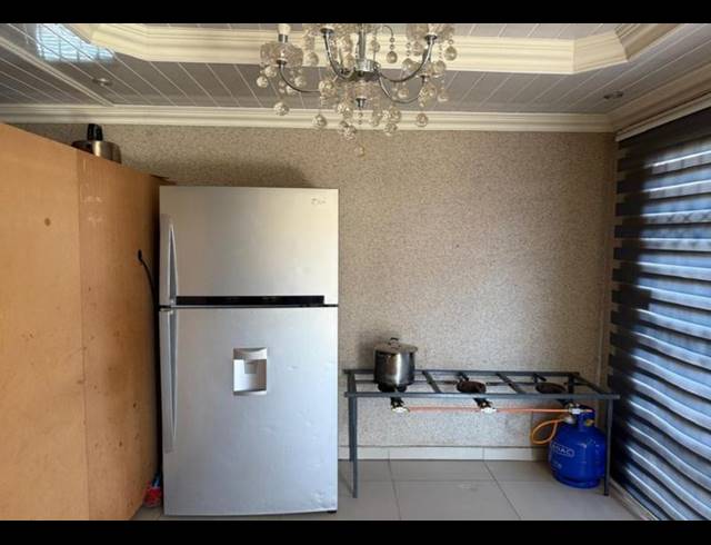 3 BEDROOM HOUSE FOR SALE IN PROTEA GLEN EXT